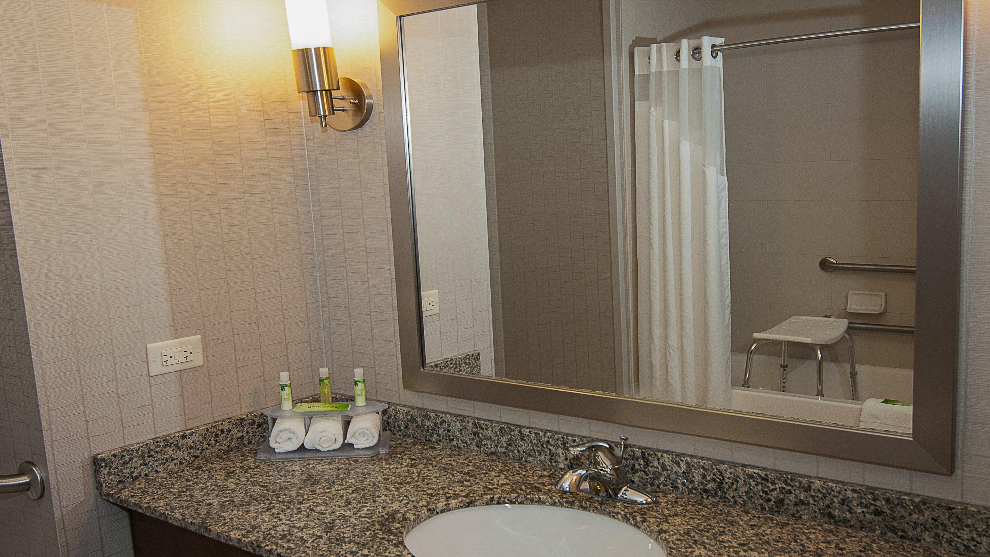 Holiday Inn Express Hotel & Suites Wichita Northeast By Ihg Екстер'єр фото