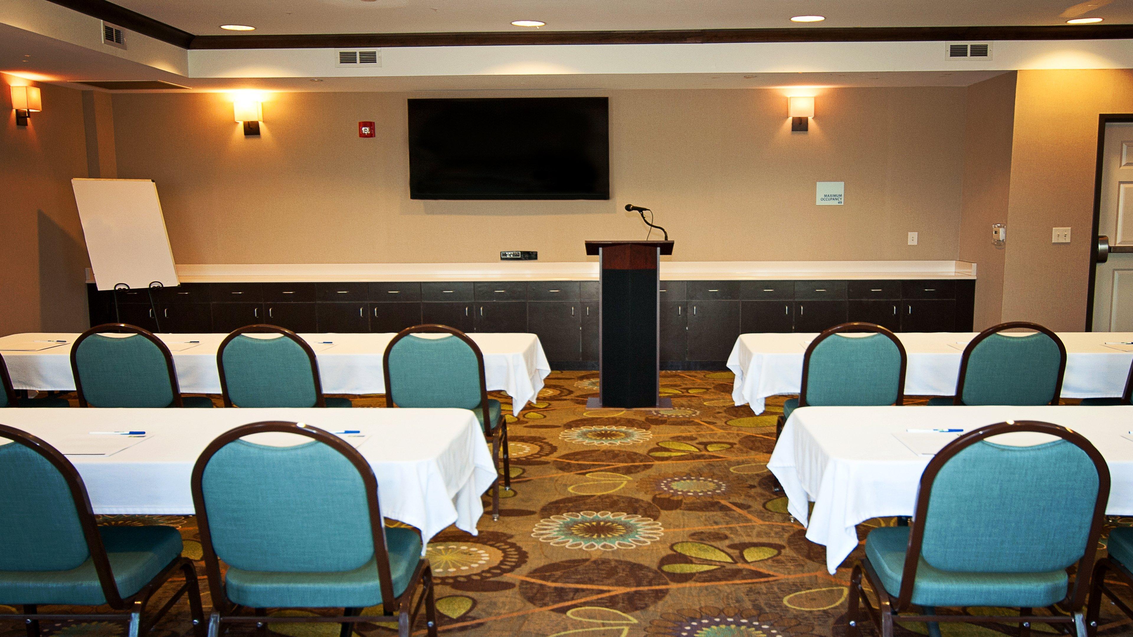 Holiday Inn Express Hotel & Suites Wichita Northeast By Ihg Екстер'єр фото